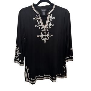 Objects D'art Black Knit Top w/ Cream Embroidery, Size M